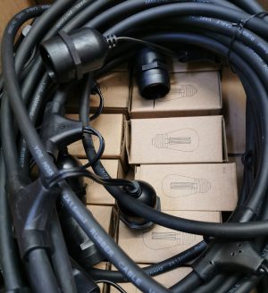 Guirnalda casquillos colgantes E27 + 15 bombillas led cálido