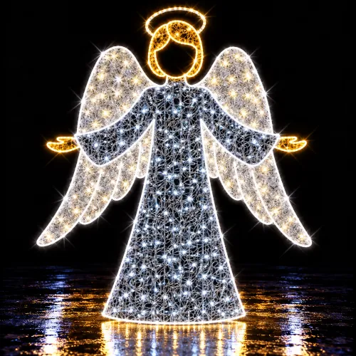Ángel navideño luminoso sobre suelo mojado