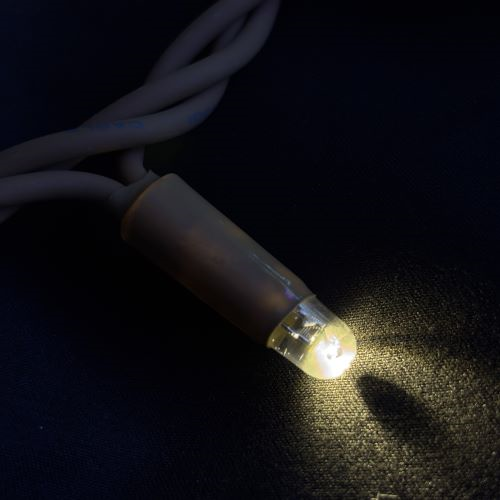 led cálido cable negro