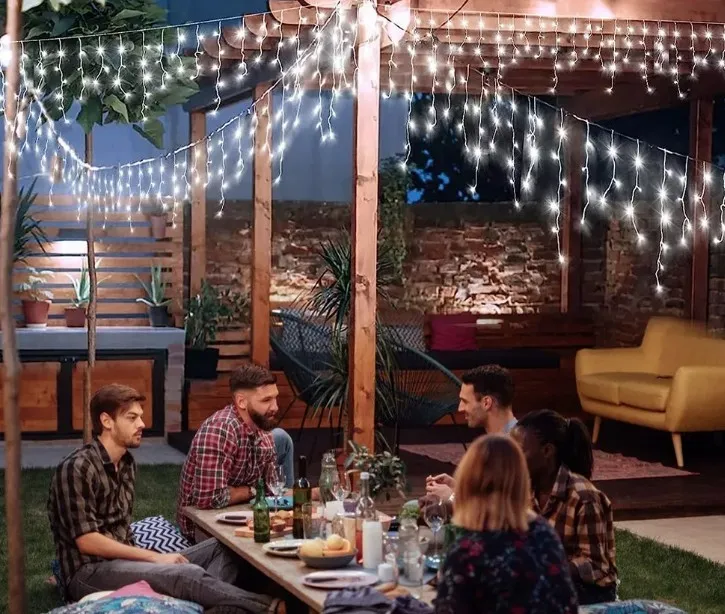 Cómo decorar tu jardín con iluminación LED este otoño